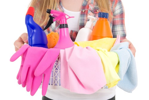 Professional deep cleaning for Islington homes and flats