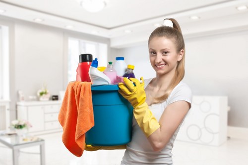 Thorough deep cleaning for an Islington office or workspace